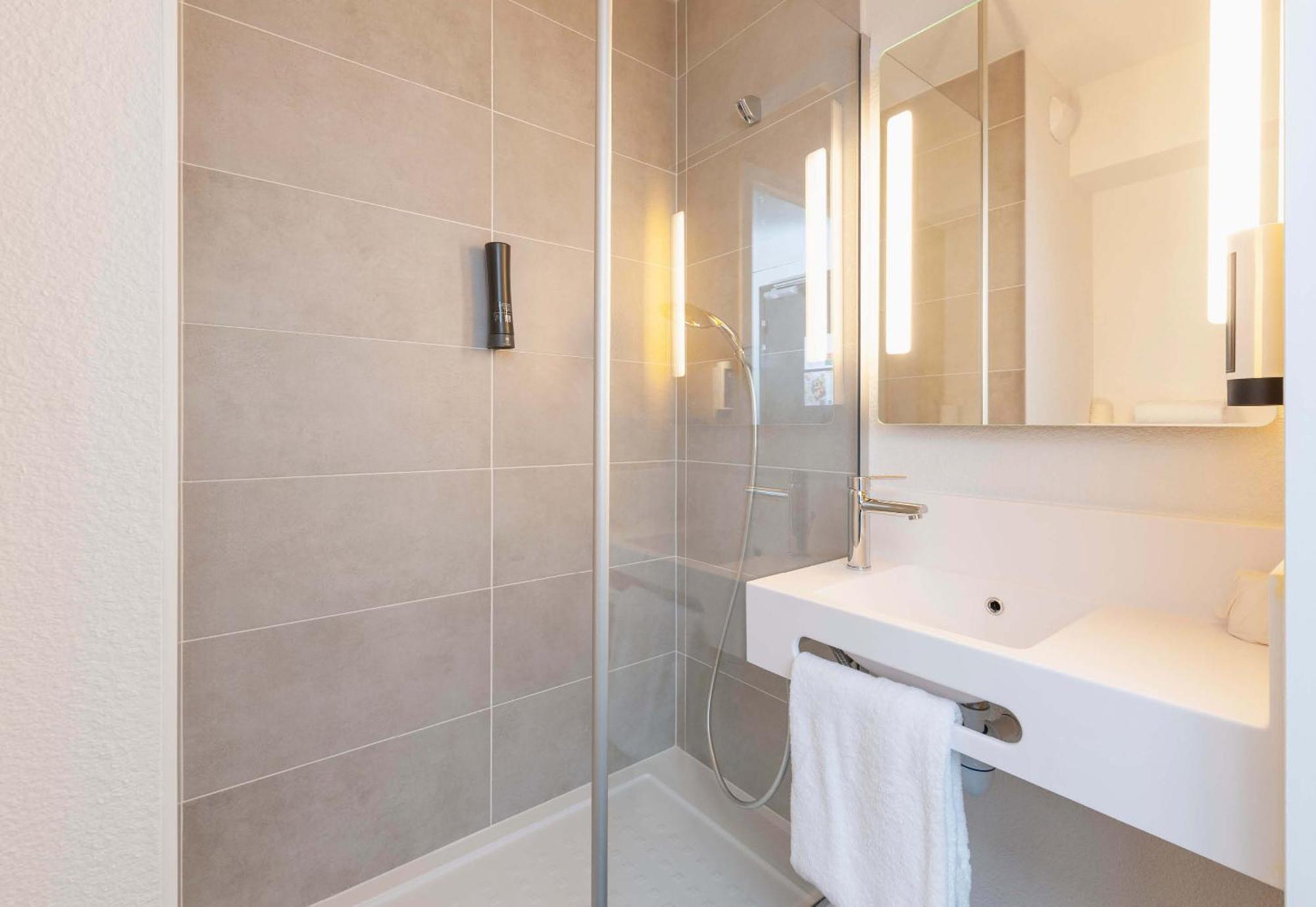 B&B Hotel Saint-Geours-De-Maremne Hossegor Buitenkant foto